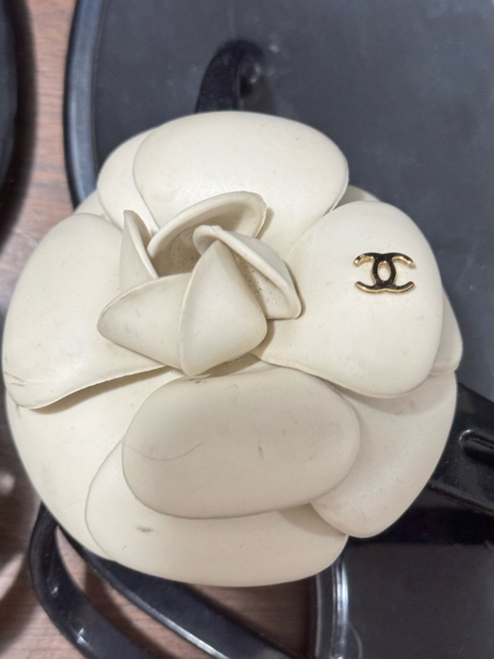 CHANEL Black Jelly Sandals with Cream Camellia Accents - Picture 4 of 5